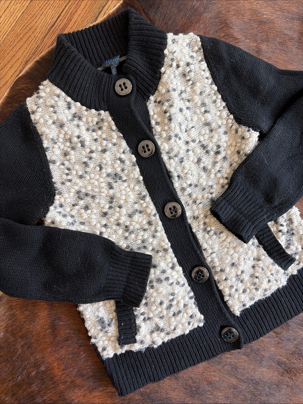 ESCADA SPORT Cardigan Sweater M Merino Wool Chunky Knit Button Quiet Luxury Cozy